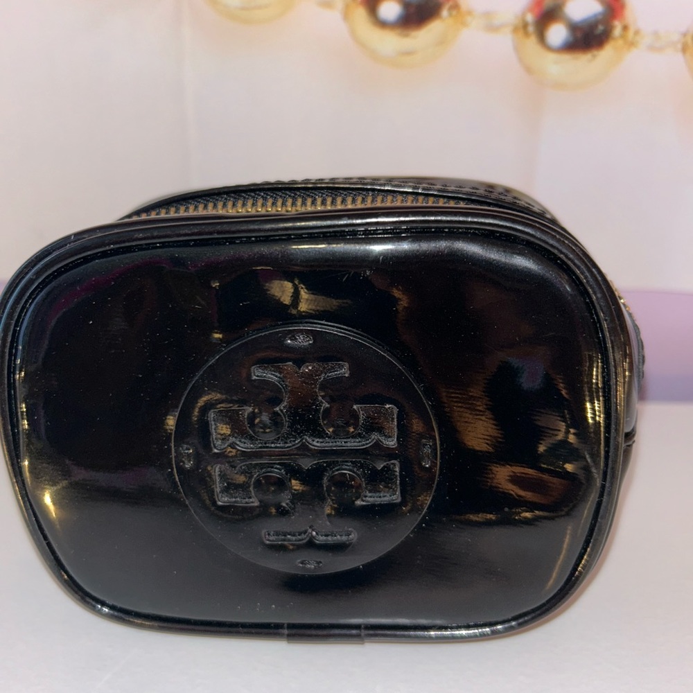 Tory Burch Cosmetic Bag, Pre-loved🔥🔥🔥.
